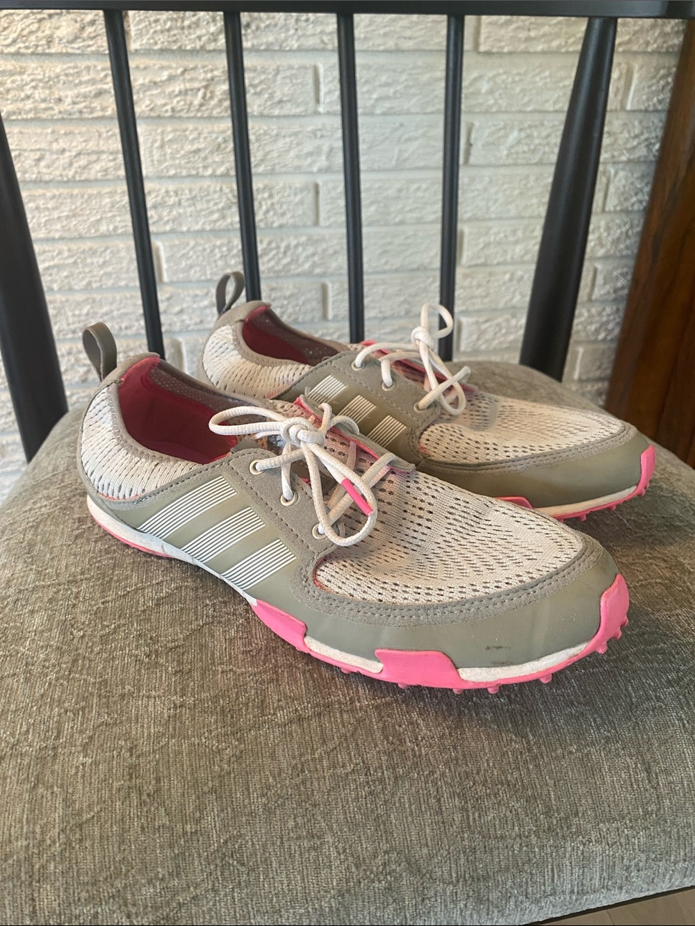 Adidas Womens golf shoes